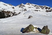 07 e via col vento a pestar neve dai Piani al Monte Avaro